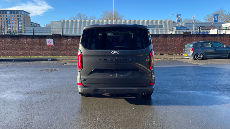 Ford Tourneo Custom 340 L1 Electric Rwd 160kW 65kWh H1 Titanium X 8 seater Auto